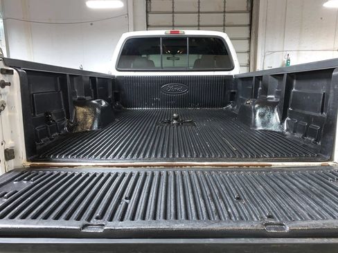 Used 2004 Ford F350 Lariat RWD image 15