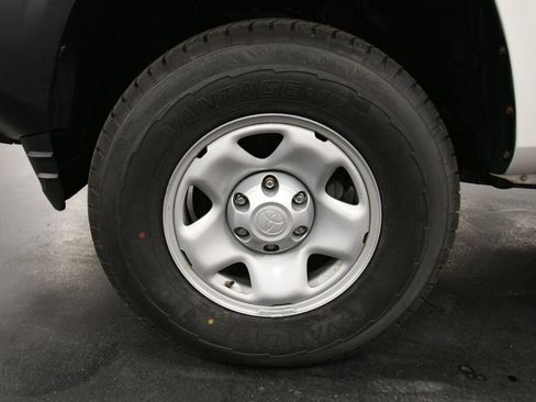 Certified 2021 Toyota Tacoma SR image 28