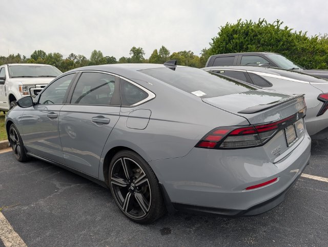 Used 2024 Honda Accord Sport image 7
