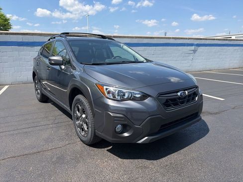 Used 2022 Subaru Crosstrek 2.5i Sport w/ Moonroof Package AWD/4WD image 7