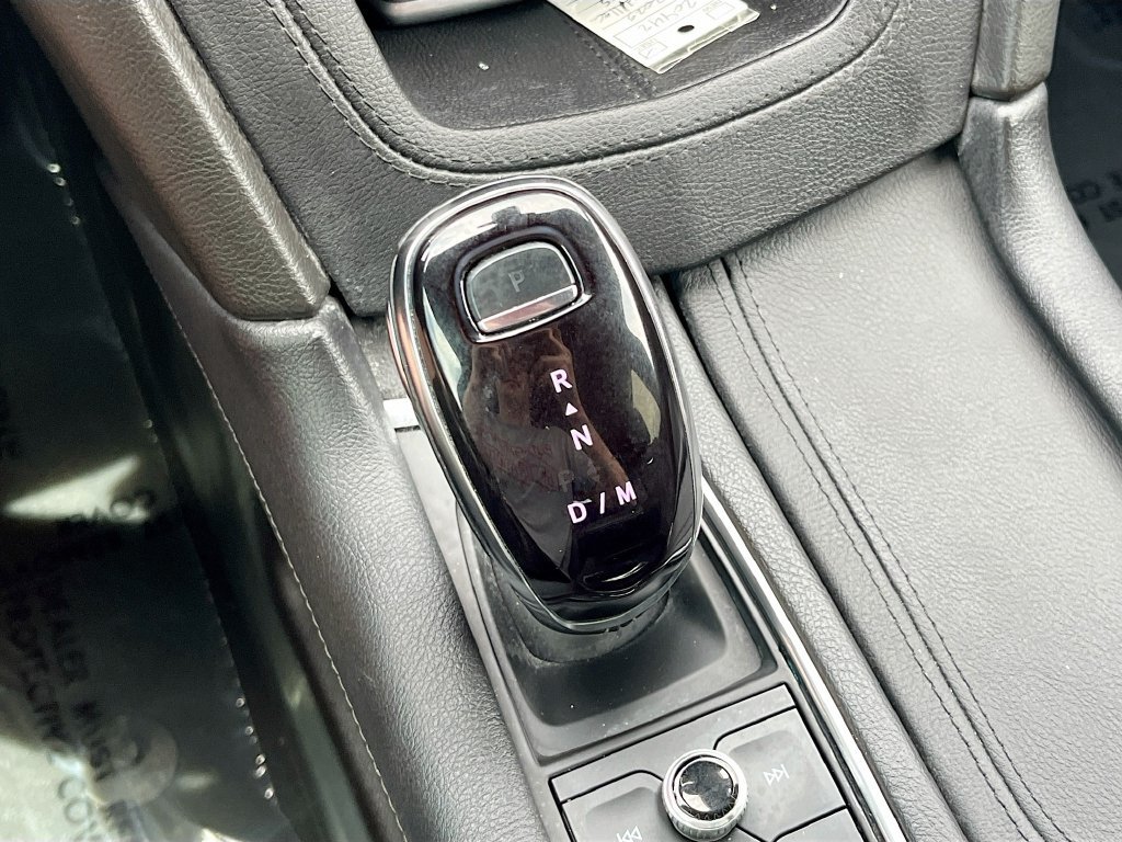 Used 2025 Cadillac XT5 Premium Luxury FWD image 17