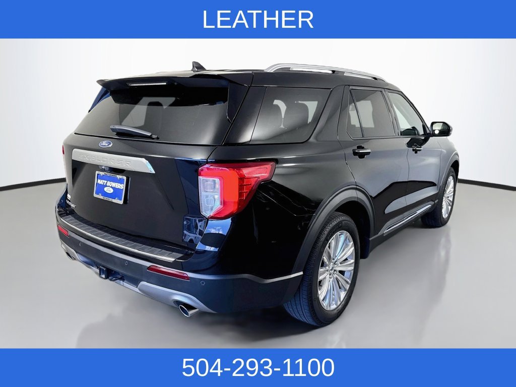 Used 2024 Ford Explorer Limited w/ Limited Technology Package RWD image 7