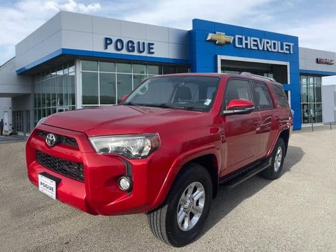 Used 2018 Toyota 4Runner SR5 Premium image 4