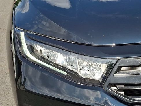 Certified 2026 Honda Odyssey EX-L image 9