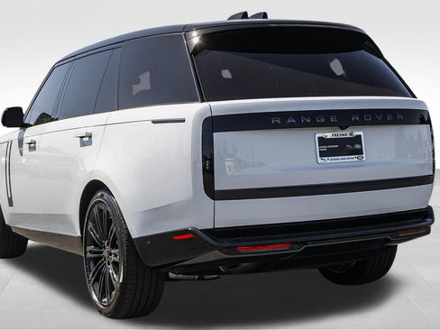 New 2026 Land Rover Range Rover Long Wheelbase SE AWD/4WD image 6