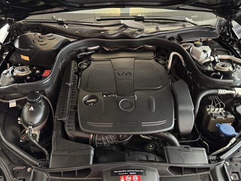 Used 2015 Mercedes-Benz E 350 4MATIC Sedan image 32