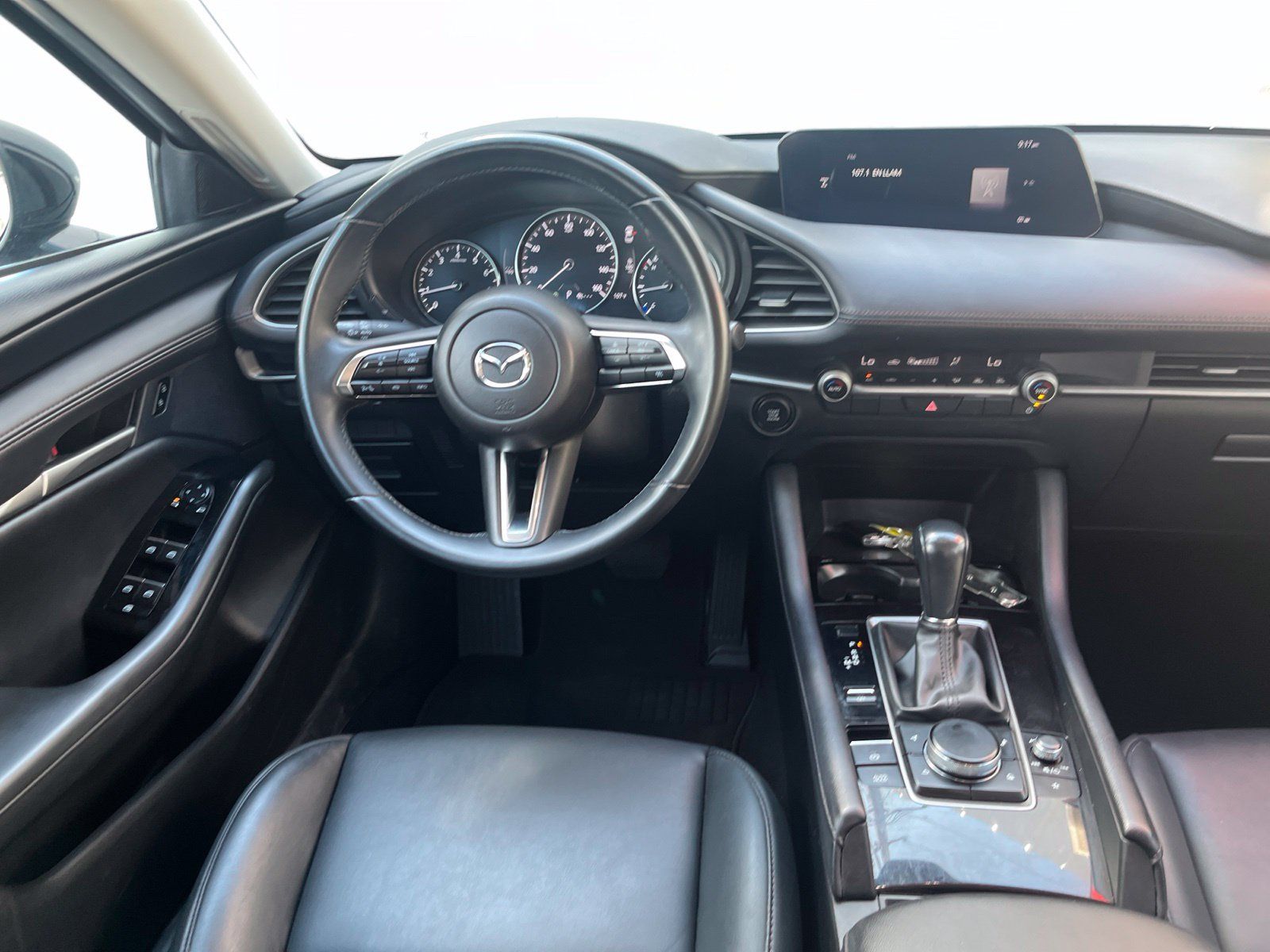 Certified 2025 MAZDA MAZDA3 s FWD image 23