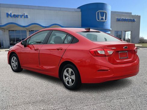 Used 2016 Chevrolet Cruze LS image 3