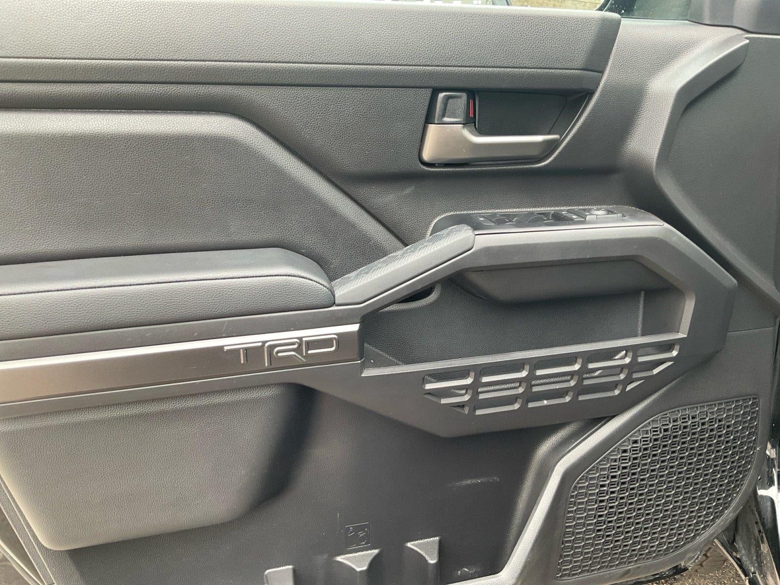 Used 2026 Toyota Tacoma TRD Off-Road AWD/4WD image 19
