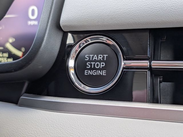 Used 2025 Mitsubishi Outlander SEL AWD/4WD image 31