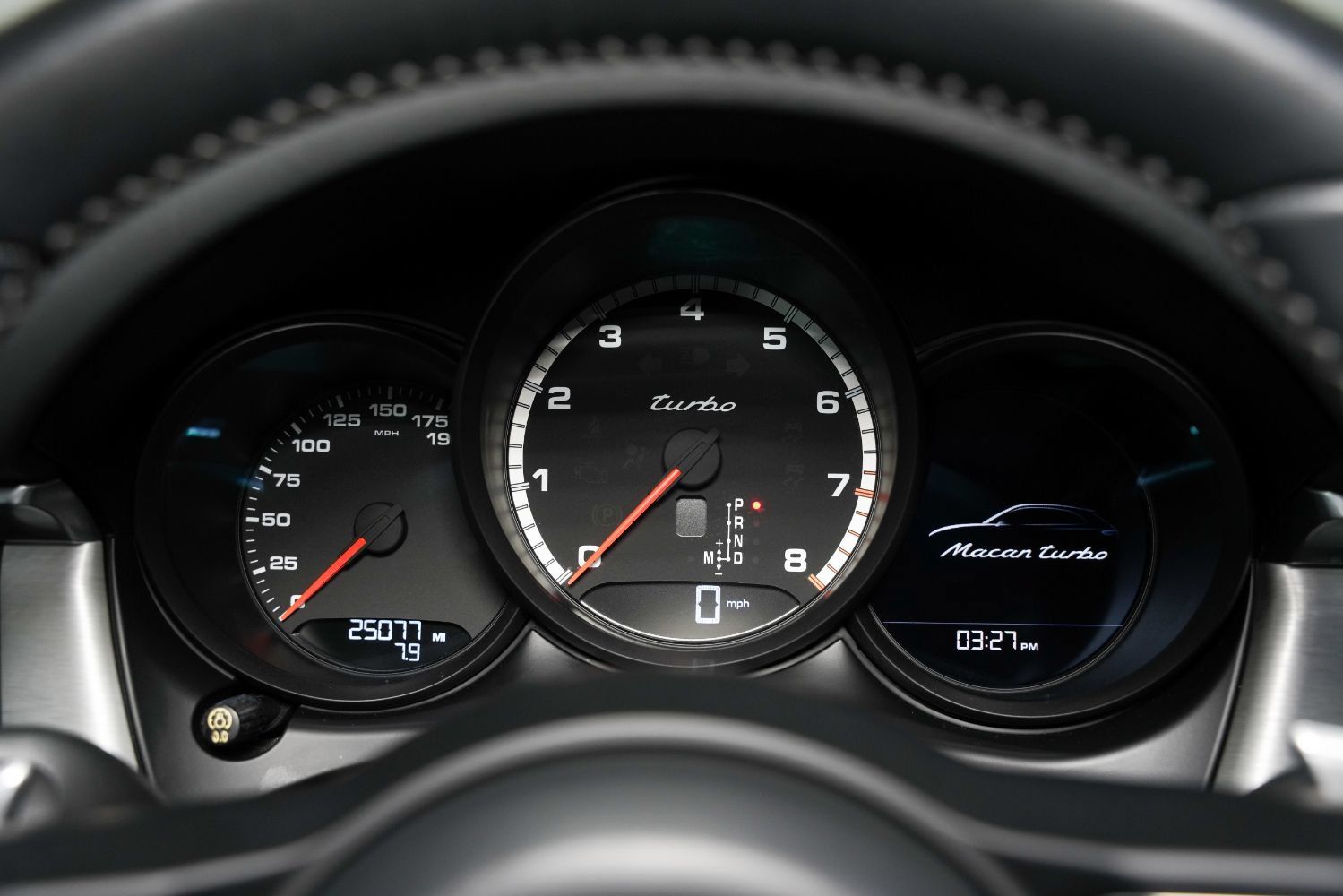 Used 2020 Porsche Macan Turbo AWD/4WD image 51