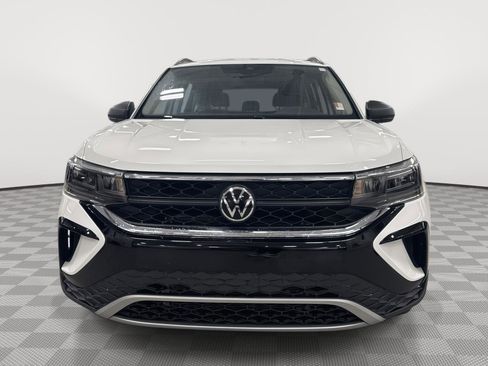 Used 2022 Volkswagen Taos S AWD/4WD image 3