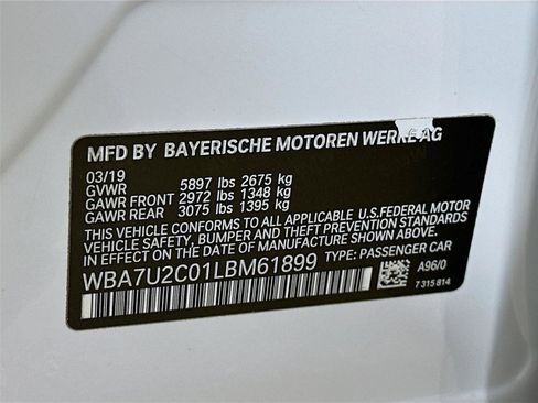 Used 2020 BMW 750i xDrive w/ Cold Weather Package image 34