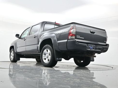 Used 2015 Toyota Tacoma 4x4 Double Cab image 49