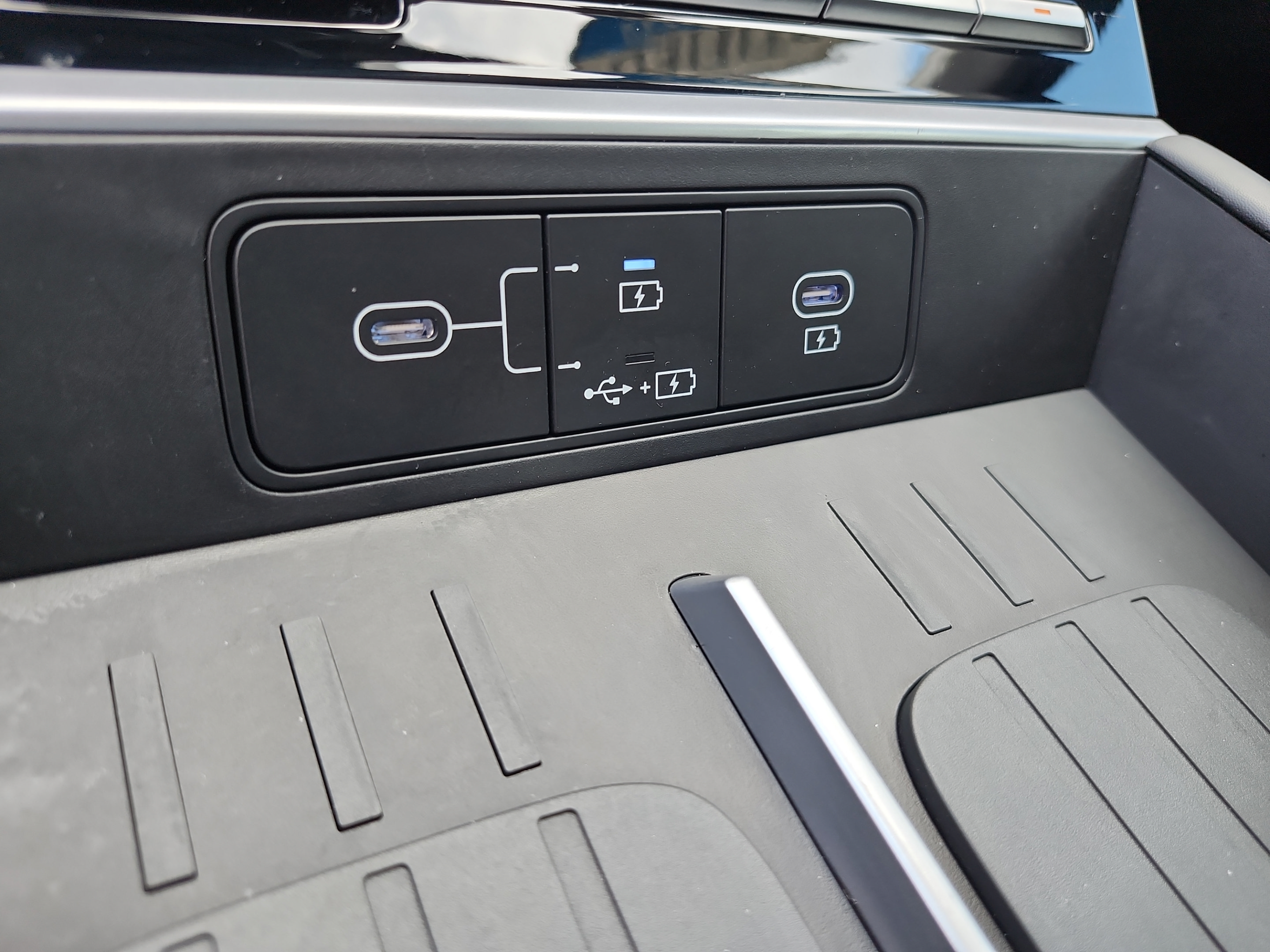 Certified 2026 Hyundai Santa Fe SE FWD image 26