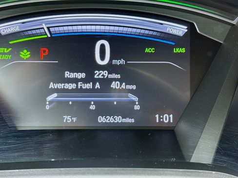 Used 2020 Honda CR-V Touring image 8