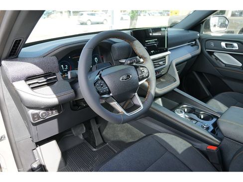 New 2026 Ford Explorer Tremor w/ Tremor Ultimate Package AWD/4WD image 9