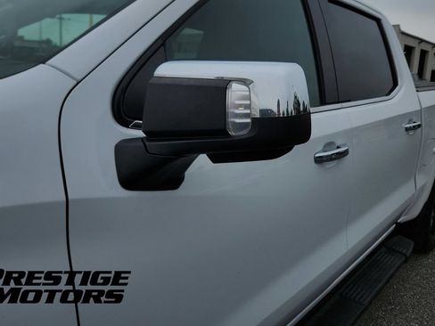 Used 2019 Chevrolet Silverado 1500 LTZ w/ LTZ Premium Package AWD/4WD image 14