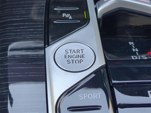 New 2026 BMW X5 xDrive40i w/ M Sport Package image 29