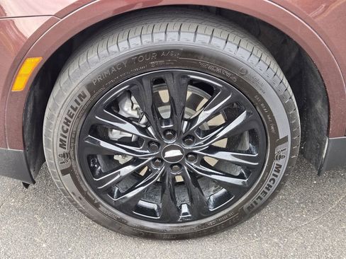 Certified 2023 Cadillac XT5 Premium Luxury w/ Platinum Package image 6