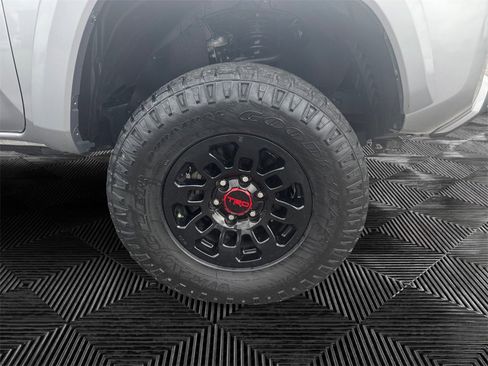 Used 2021 Toyota Tacoma SR5 image 14