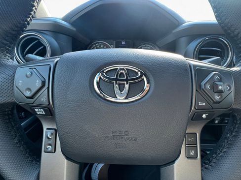 Used 2023 Toyota Tacoma 2WD Double Cab image 15