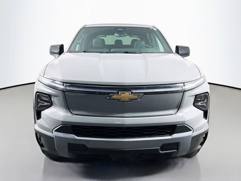 New 2026 Chevrolet Silverado EV LT image 2