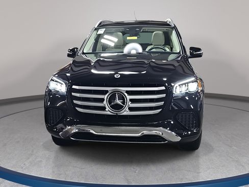 Certified 2026 Mercedes-Benz GLS 450 4MATIC image 2