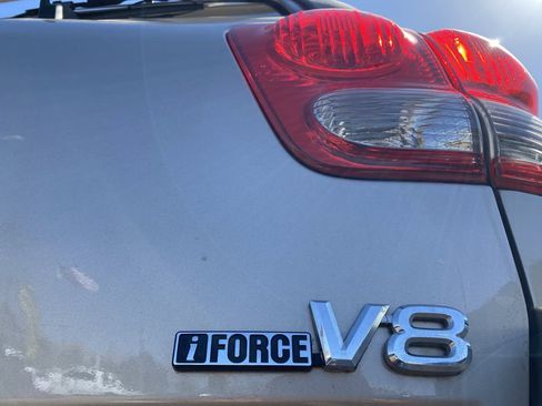 Used 2005 Toyota Sequoia SR5 image 16