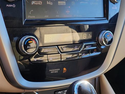 Used 2020 Nissan Murano Platinum image 16