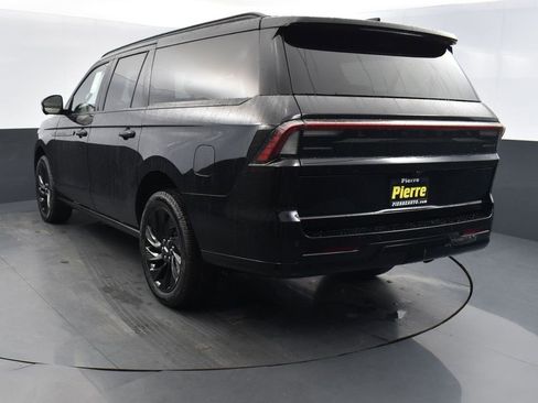 New 2025 Lincoln Navigator L Reserve w/ Jet Appearance Package image 7