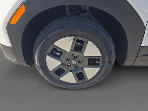 New 2026 Hyundai Santa Fe SE image 9