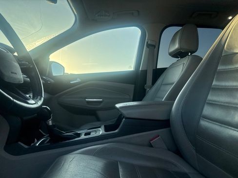 Used 2017 Ford Escape Titanium w/ Equipment Group 301A FWD image 34