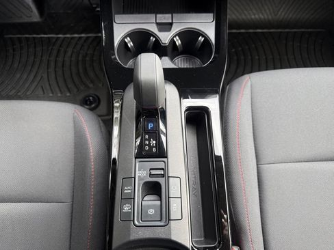 Used 2024 Toyota Prius Prime FWD image 19