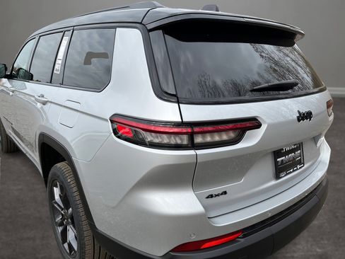 New 2025 Jeep Grand Cherokee L Limited image 38