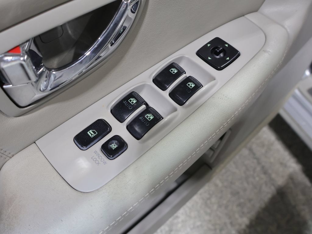 Used 2006 Kia Amanti FWD image 19