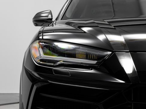 Used 2022 Lamborghini Urus image 50