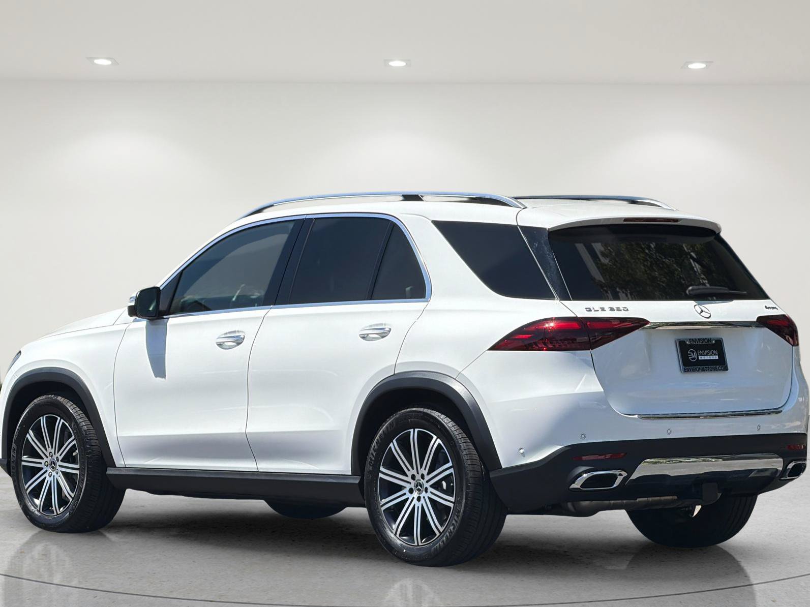 Used 2026 Mercedes-Benz GLE 350 4MATIC image 3