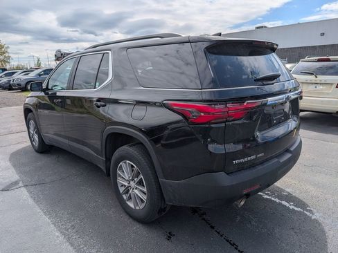 Used 2023 Chevrolet Traverse LT w/ Rear Camera Mirror Package AWD/4WD image 7