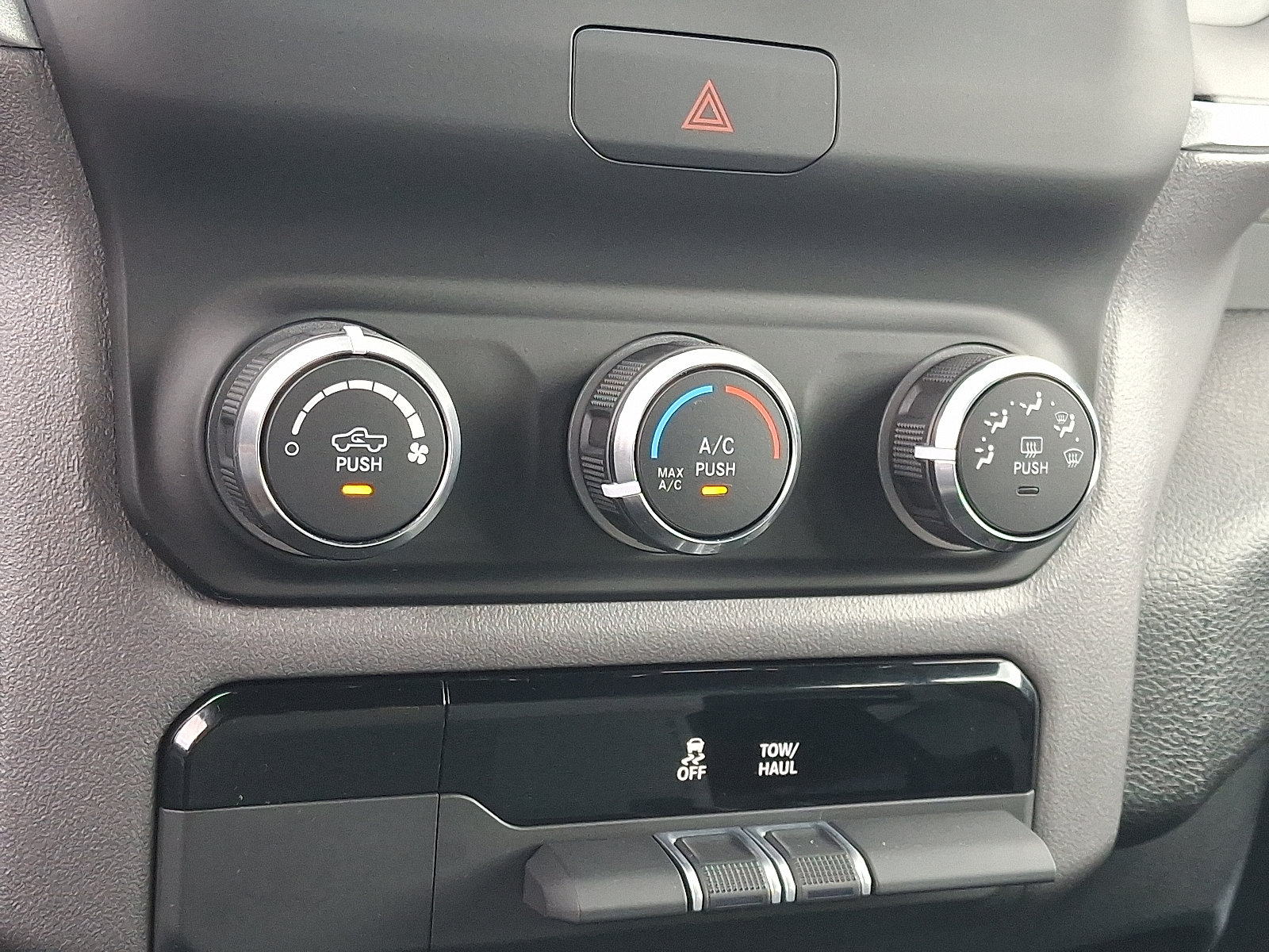 Used 2022 RAM 1500 Big Horn AWD/4WD image 15
