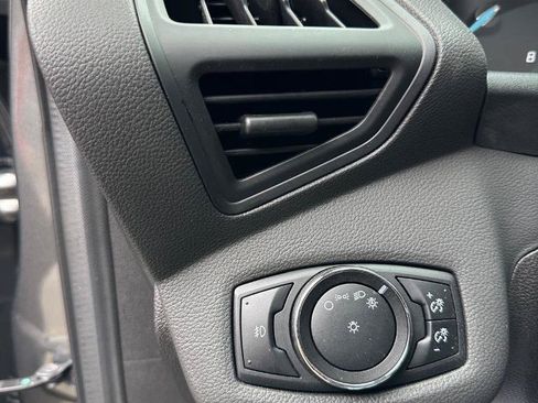 Used 2014 Ford Escape SE FWD image 26