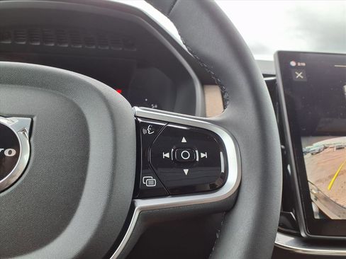 New 2026 Volvo XC90 T8 Core w/ Protection Package Premier image 17