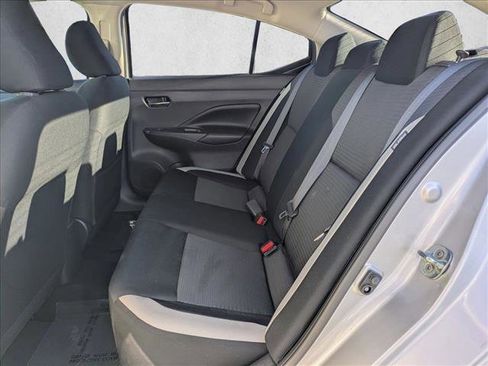 Used 2020 Nissan Versa SV image 17