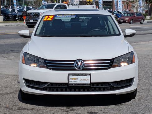 Used 2012 Volkswagen Passat 2.5 SE FWD image 2