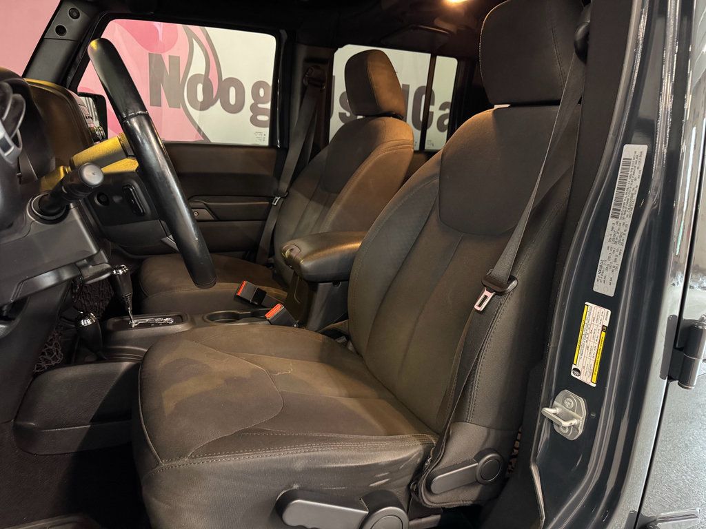 Used 2017 Jeep Wrangler Unlimited Sport AWD/4WD image 17