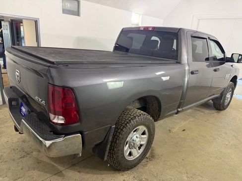 Used 2014 RAM 2500 Tradesman w/ Chrome Appearance Group AWD/4WD image 5