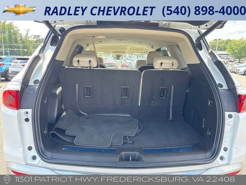 Certified 2024 Buick Enclave Essence AWD/4WD image 15