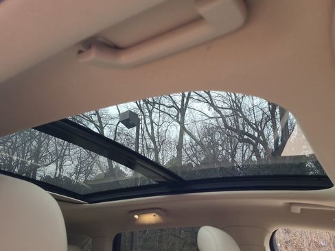 Used 2018 Lincoln MKX Select w/ Select Plus Package image 21