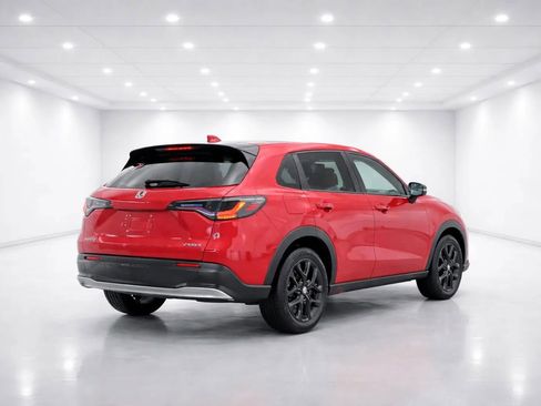 Used 2024 Honda HR-V Sport image 5