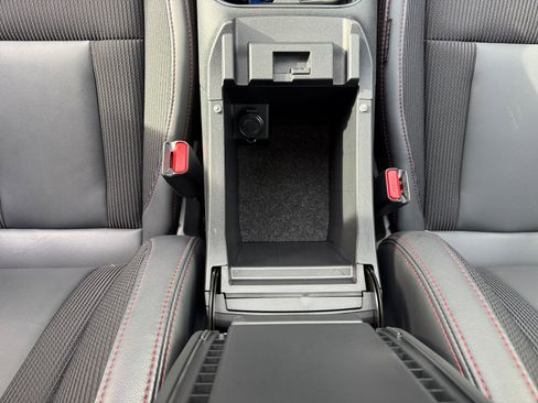 Certified 2025 Subaru Legacy Sport image 28